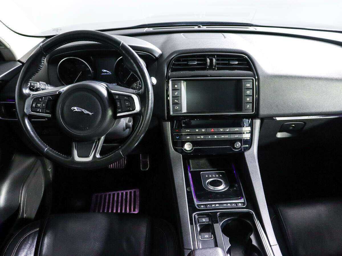 Купить Jaguar F-Pace, 2018, 119 200 км, фото №10