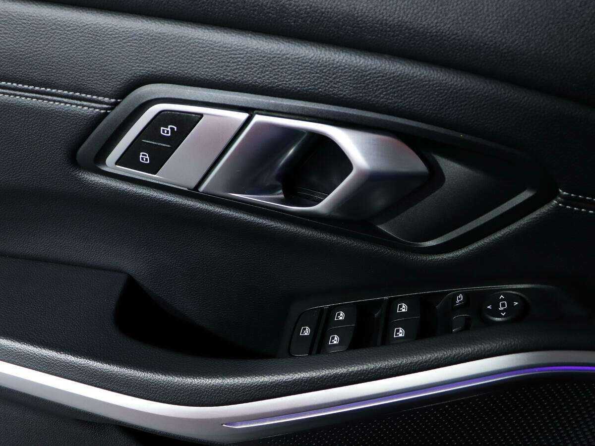Купить BMW 3 серии 318d, 2019, 86 500 км, фото №17