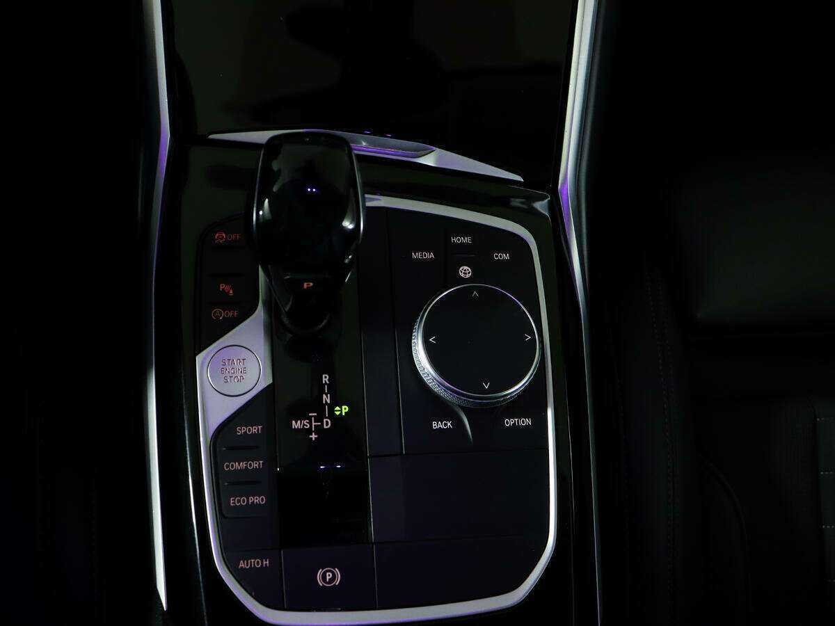 Купить BMW 3 серии 318d, 2019, 86 500 км, фото №24