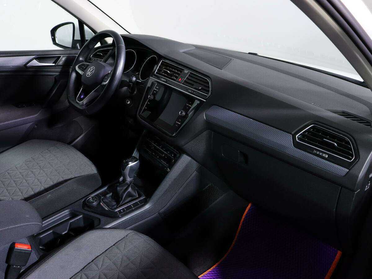 Купить Volkswagen Tiguan, 2020, 43 933 км, фото №9