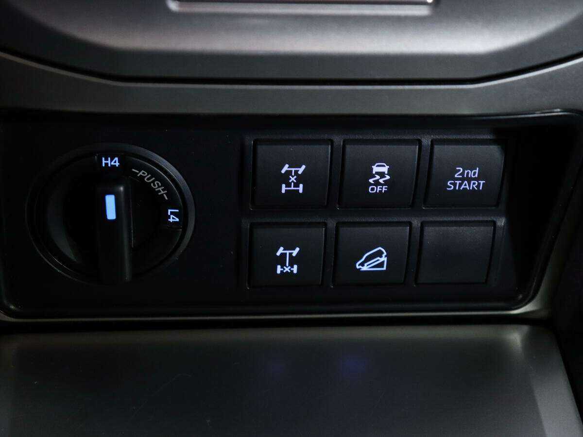 Купить Toyota Land Cruiser Prado Arctic Trucks AT38, 2019, 154 249 км, фото №23