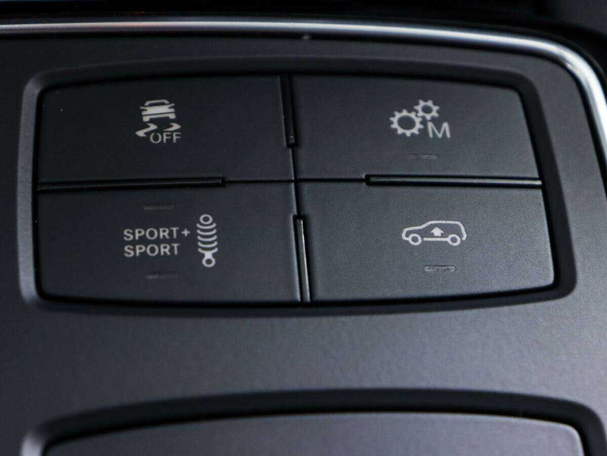 Купить Mercedes-Benz GLE Coupe AMG 63 AMG S, 2017, 69 197 км, фото №23