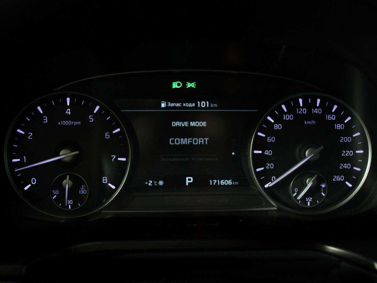 Купить Kia K900, 2019, 171 606 км, фото №8