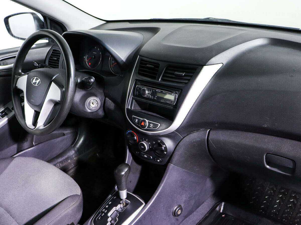 Купить Hyundai Solaris, 2011, 152 235 км, фото №7