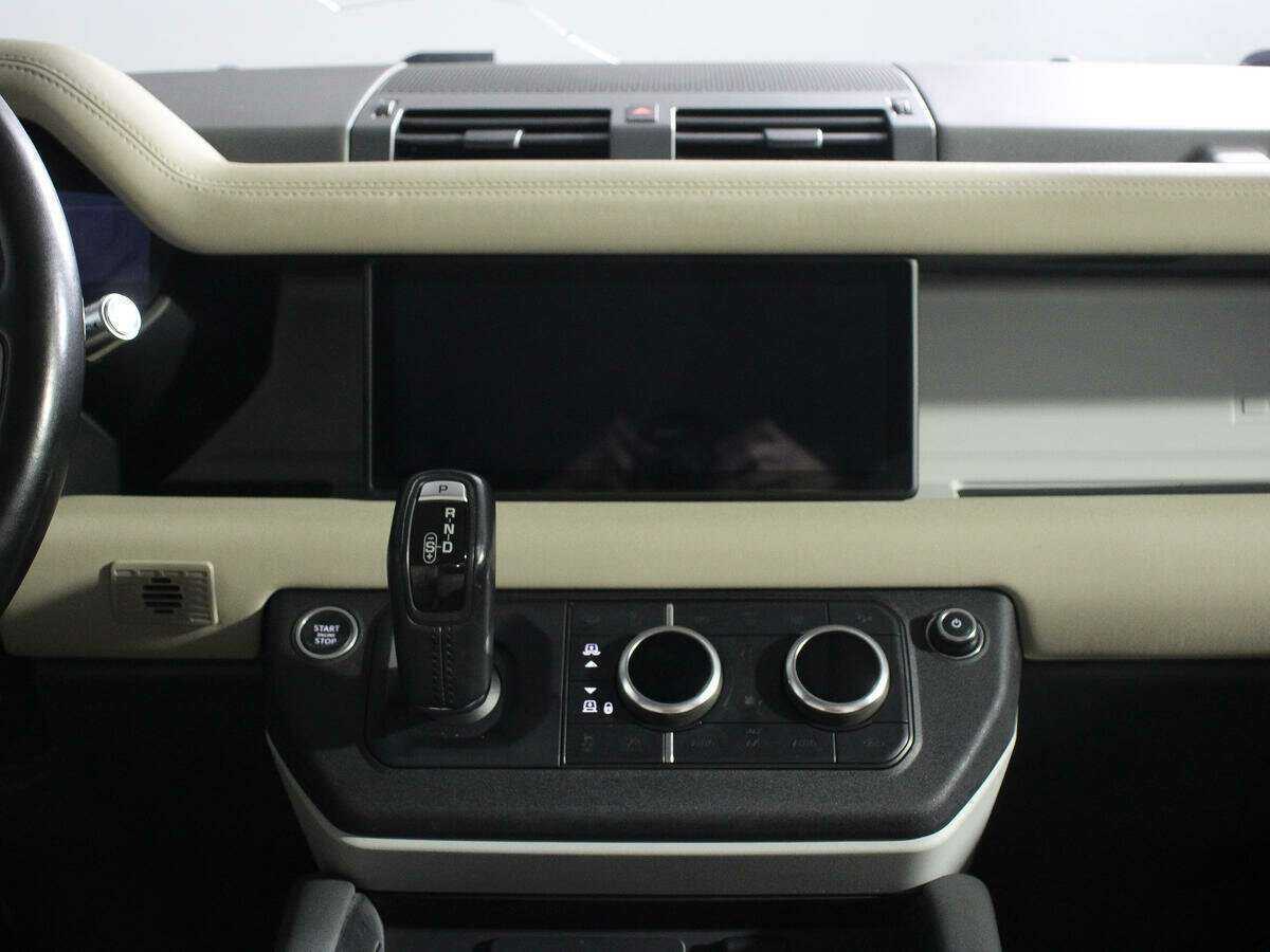 Купить Land Rover Defender 110, 2020, 117 950 км, фото №12