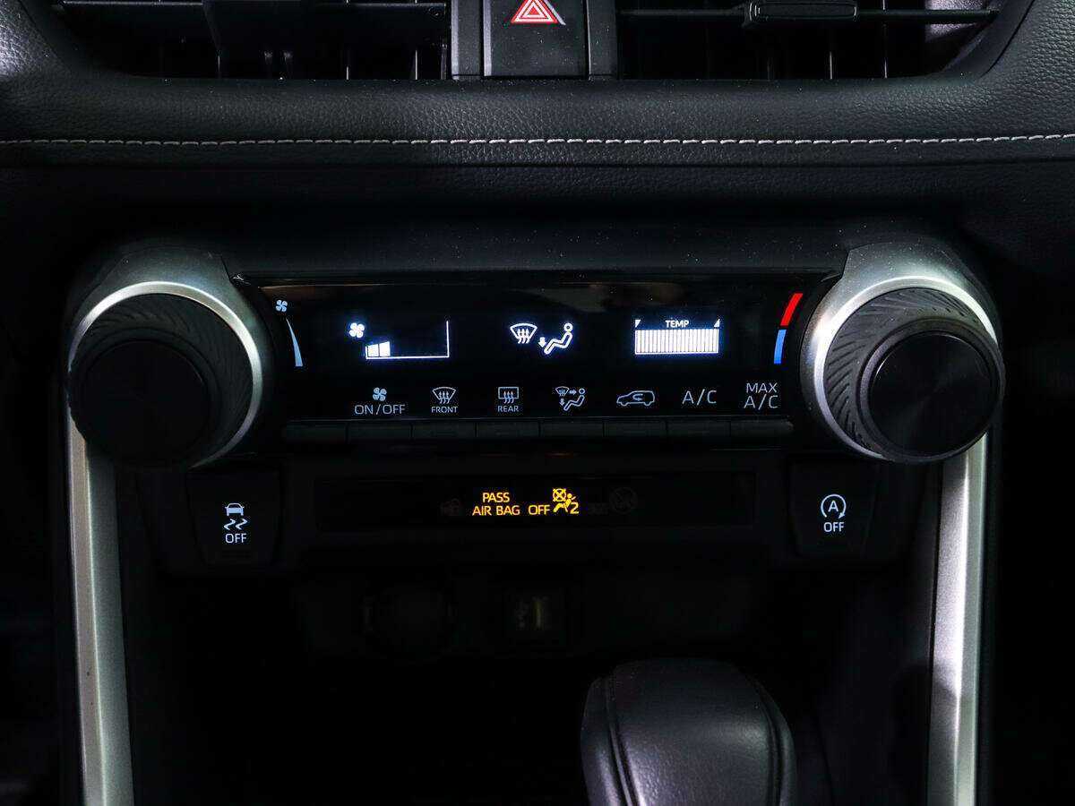 Купить Toyota RAV4, 2022, 3 581 км, фото №16