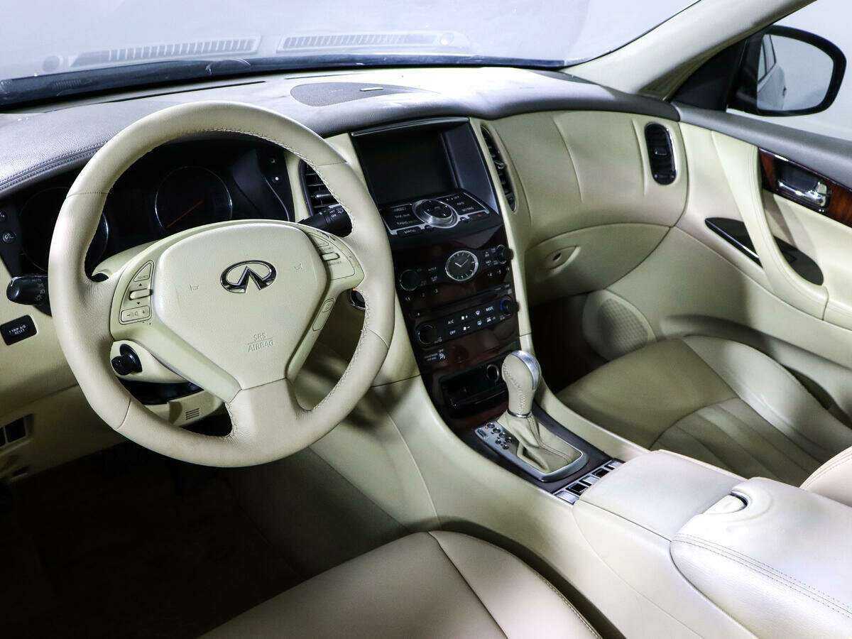 Купить Infiniti EX35, 2008, 188 990 км, фото №11