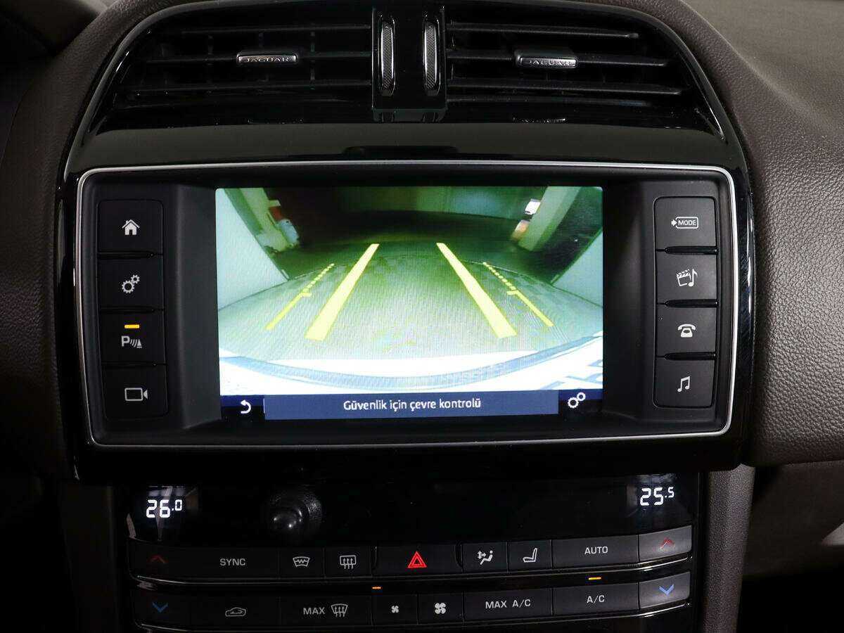 Купить Jaguar F-Pace, 2017, 130 200 км, фото №34