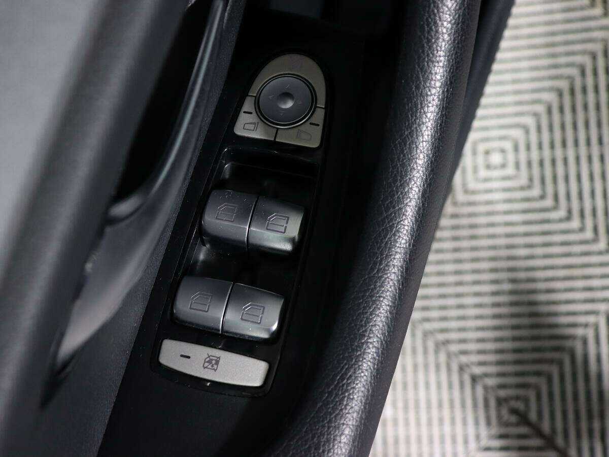 Купить Mercedes-Benz E-Класс 200 d, 2019, 89 740 км, фото №14