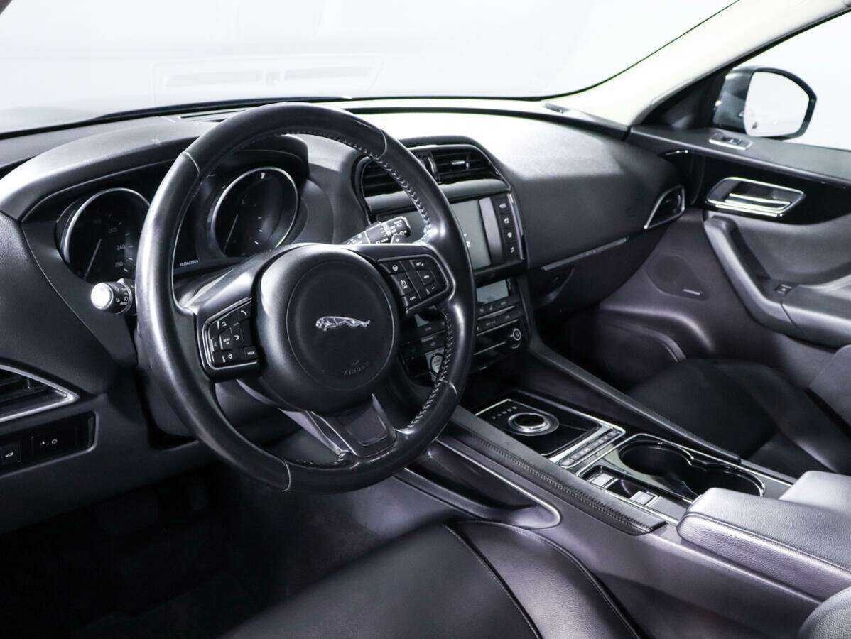 Купить Jaguar F-Pace, 2016, 94 165 км, фото №10
