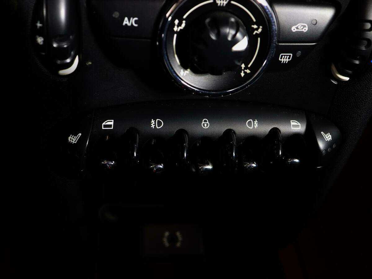 Купить Mini Hatch One, 2012, 110 642 км, фото №13