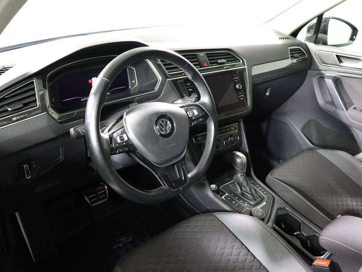 Купить Volkswagen Tiguan, 2018, 101 360 км, фото №12