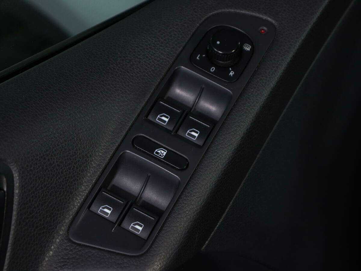 Купить Volkswagen Tiguan, 2011, 135 000 км, фото №15