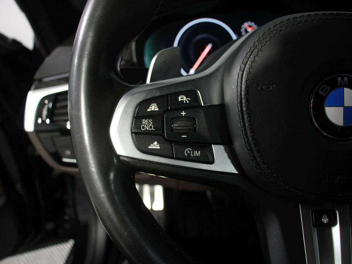 Купить BMW 5 серии M550d xDrive, 2019, 75 758 км, фото №21