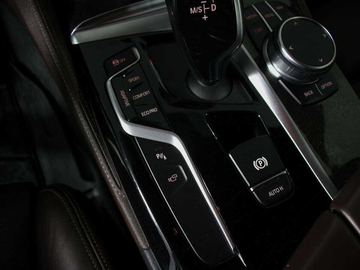 Купить BMW 5 серии M550d xDrive, 2019, 75 758 км, фото №24