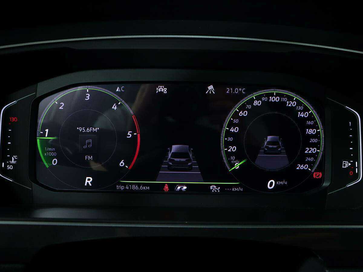 Купить Volkswagen Tiguan, 2019, 91 951 км, фото №9