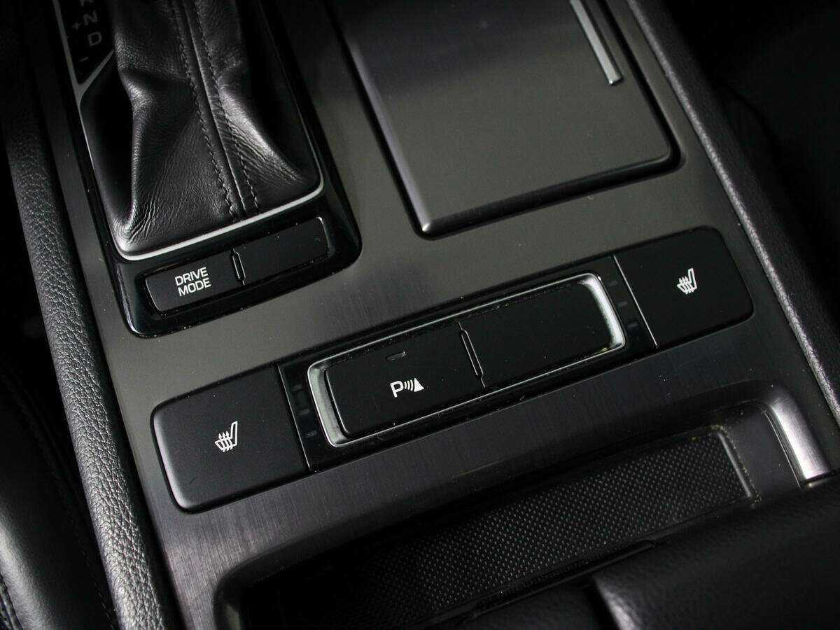 Купить Hyundai Genesis, 2014, 129 500 км, фото №22