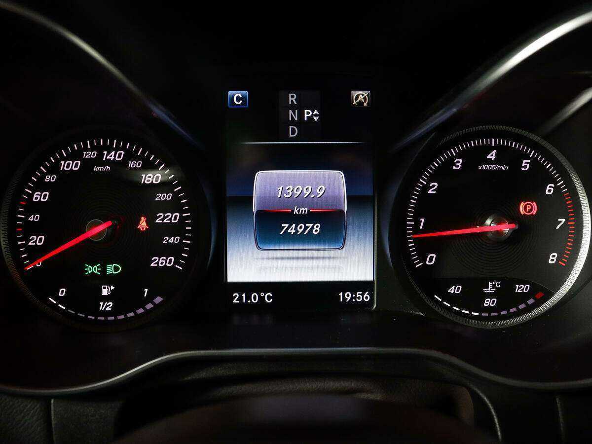 Купить Mercedes-Benz GLC 250, 2015, 74 977 км, фото №8