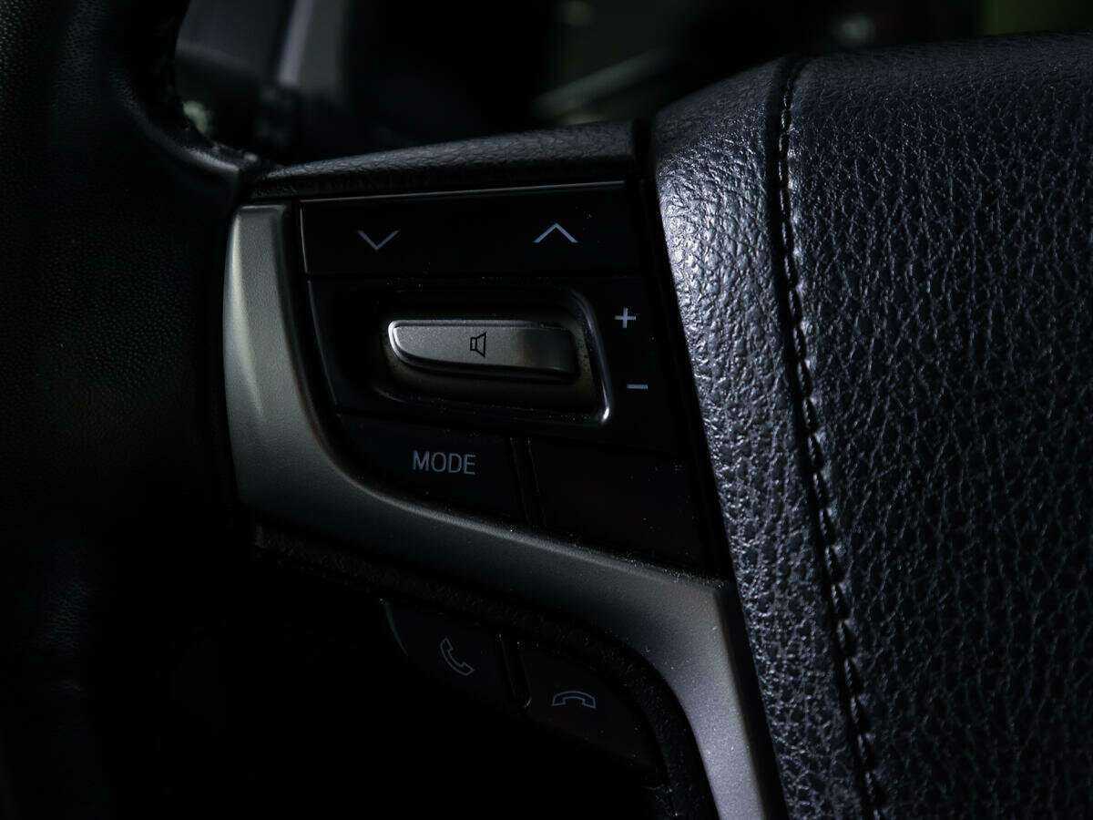 Купить Toyota Land Cruiser Prado, 2019, 143 980 км, фото №20