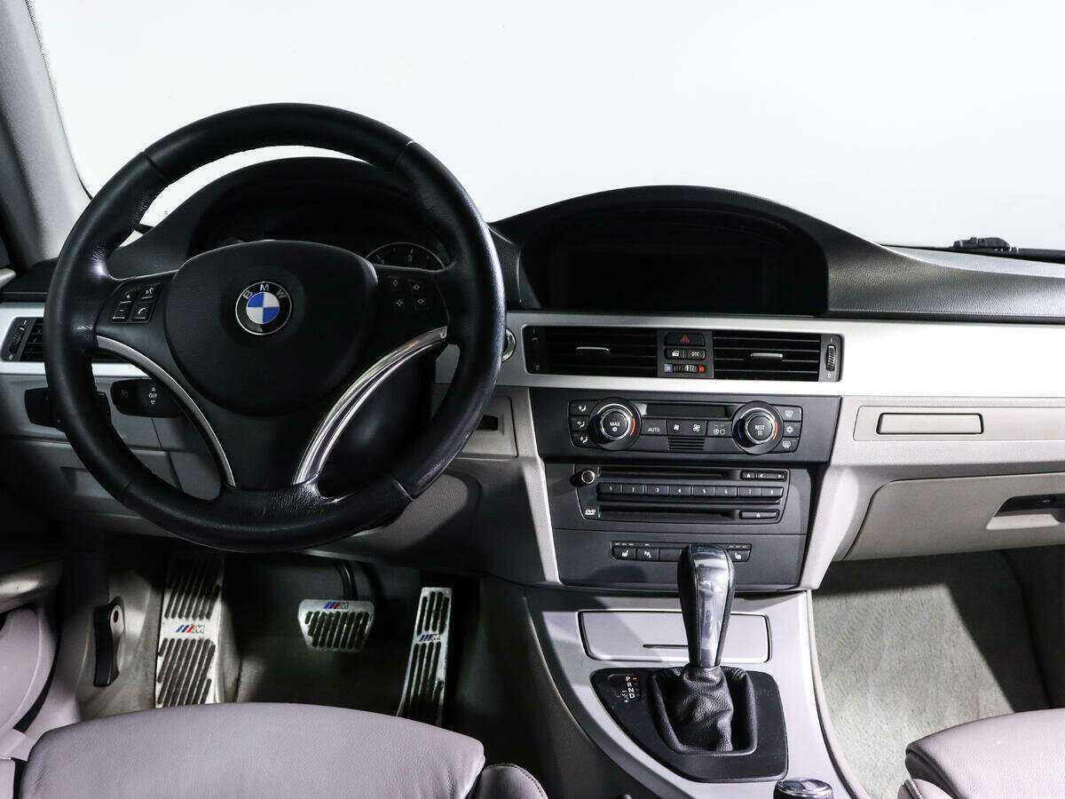 Купить BMW 3 серии 320d, 2008, 198 945 км, фото №10