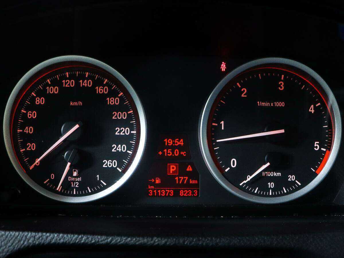 Купить BMW X6 40d, 2011, 311 372 км, фото №11