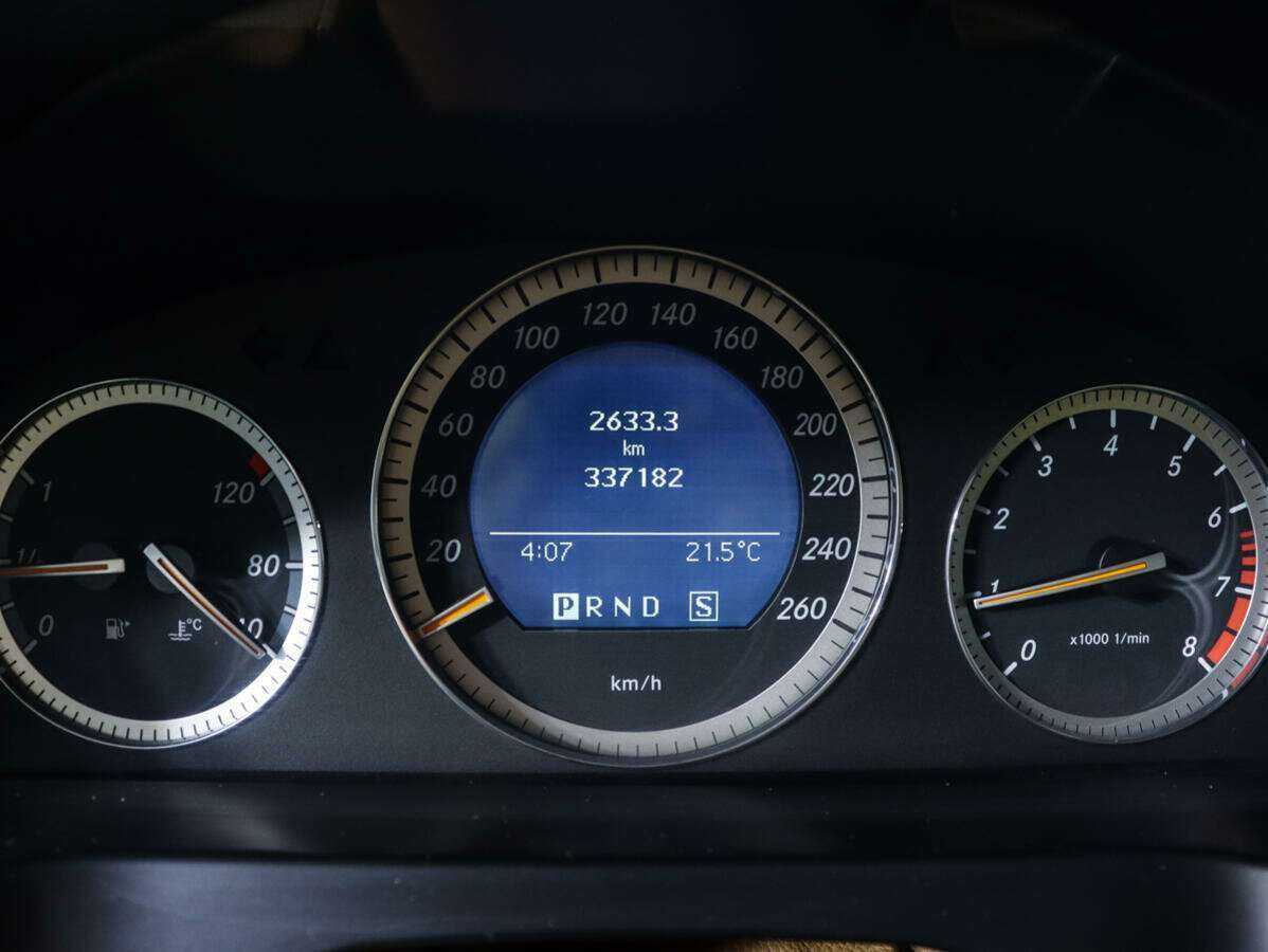 Купить Mercedes-Benz C-Класс 200, 2007, 320 000 км, фото №9