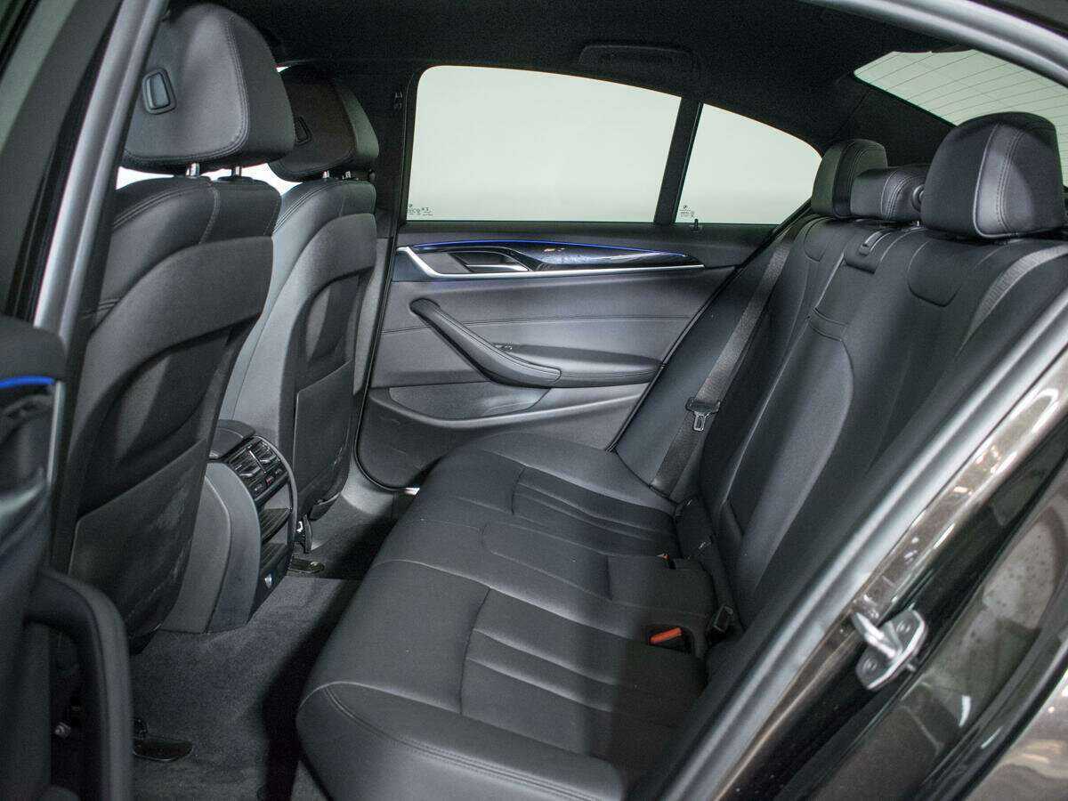 Купить BMW 5 серии 520d xDrive, 2018, 122 580 км, фото №8