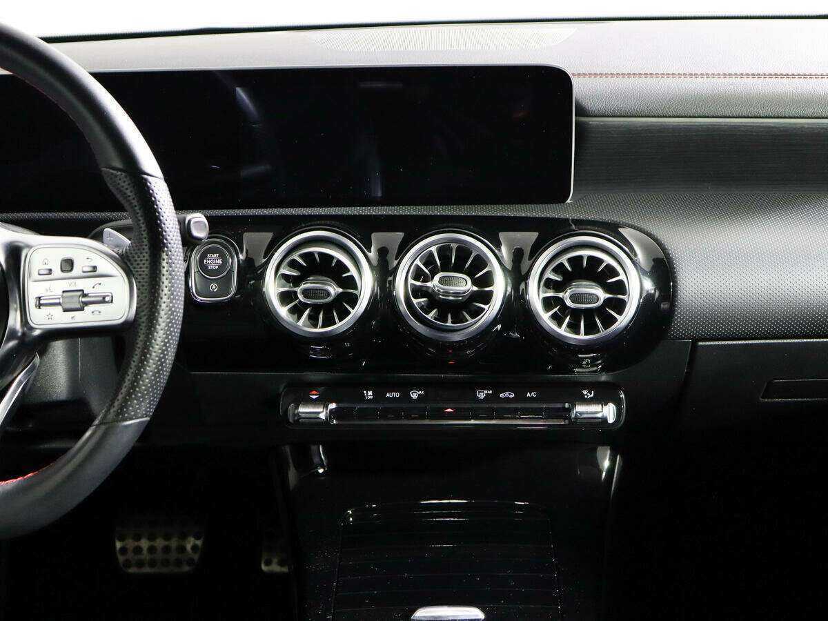 Купить Mercedes-Benz CLA 200, 2019, 80 000 км, фото №13