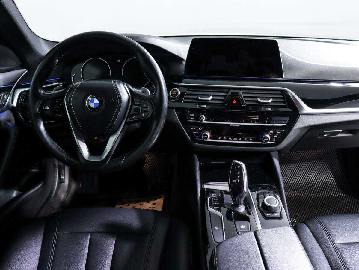 Купить BMW 5 серии 520d xDrive, 2018, 175 697 км, фото №10