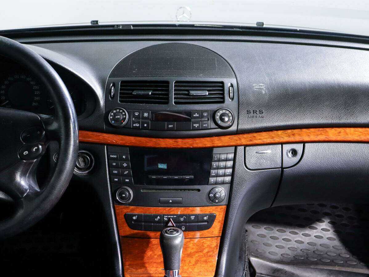 Купить Mercedes-Benz E-Класс 200, 2006, 367 000 км, фото №11