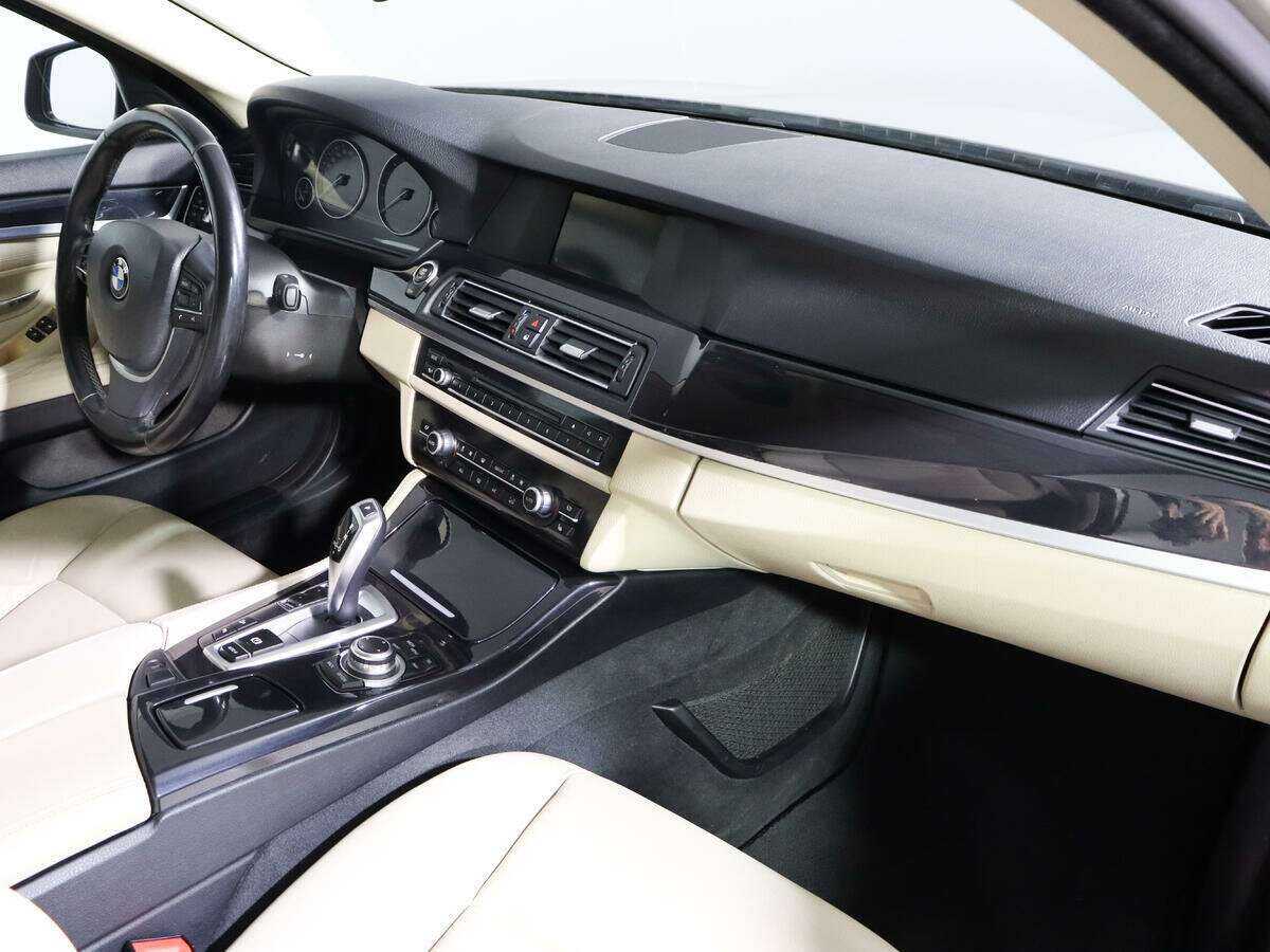 Купить BMW 5 серии 525d xDrive, 2012, 118 777 км, фото №6