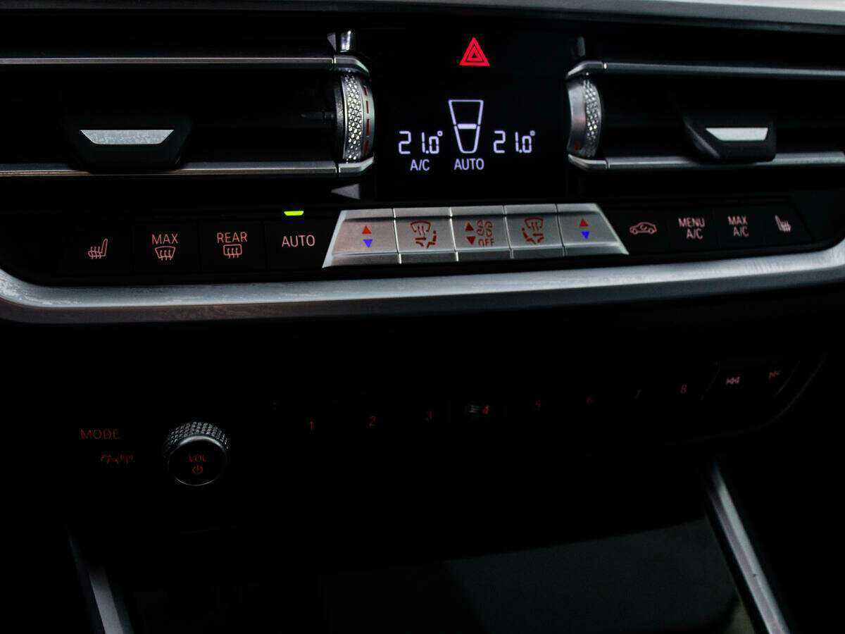 Купить BMW 3 серии 320i, 2021, 9 959 км, фото №13