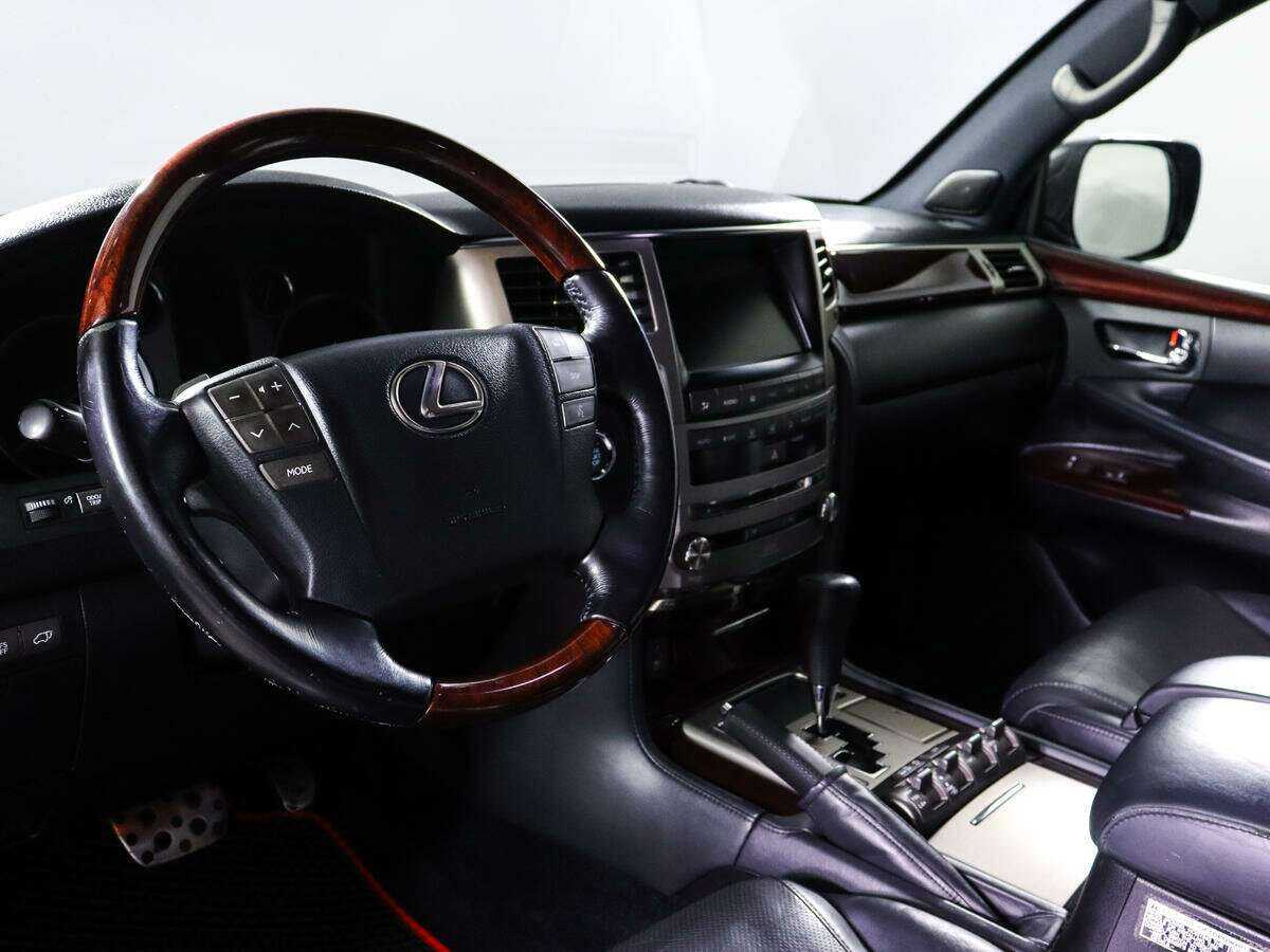 Купить Lexus LX 570, 2015, 174 568 км, фото №10