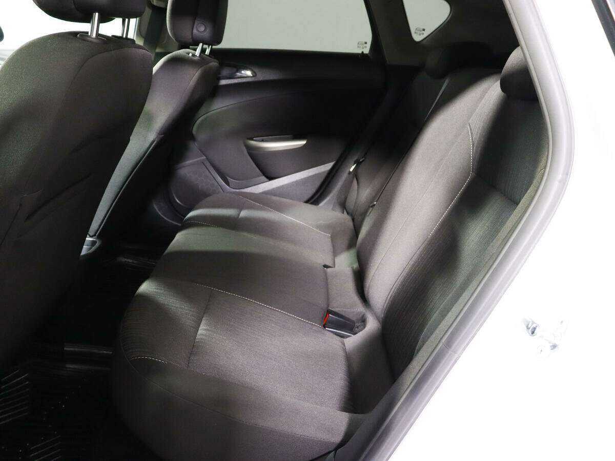 Купить Opel Astra, 2011, 88 364 км, фото №8