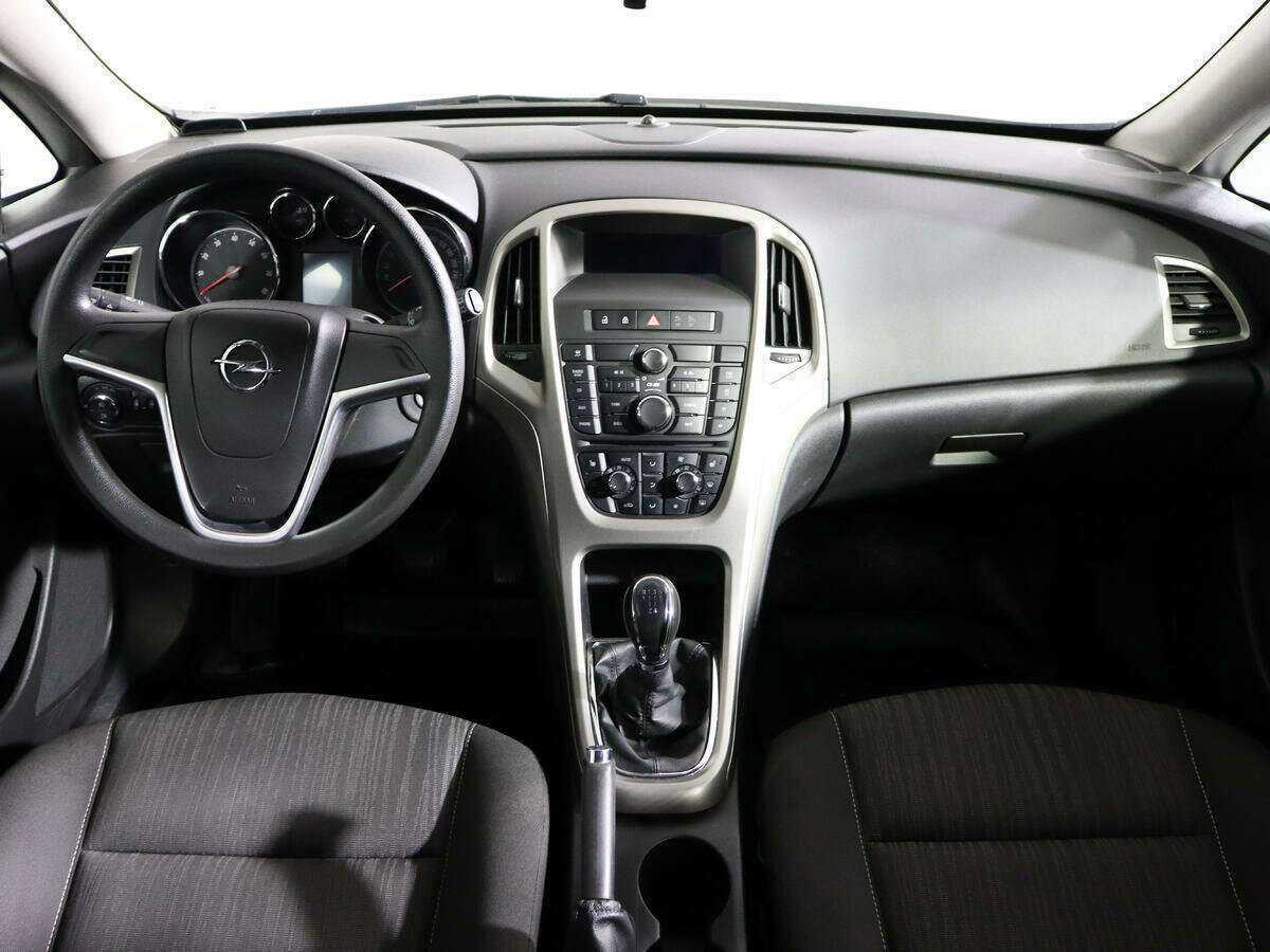 Купить Opel Astra, 2011, 88 364 км, фото №10