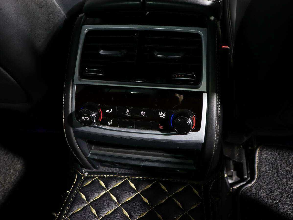 Купить BMW 7 серии 750d xDrive, 2018, 125 919 км, фото №14