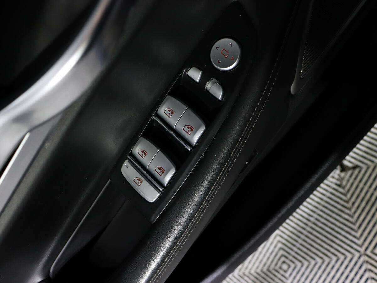 Купить BMW 7 серии 750d xDrive, 2018, 125 919 км, фото №17