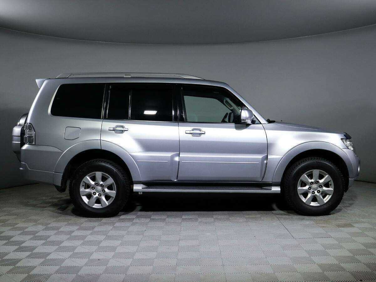 Купить Mitsubishi Pajero, 2011, 144 900 км, фото №4