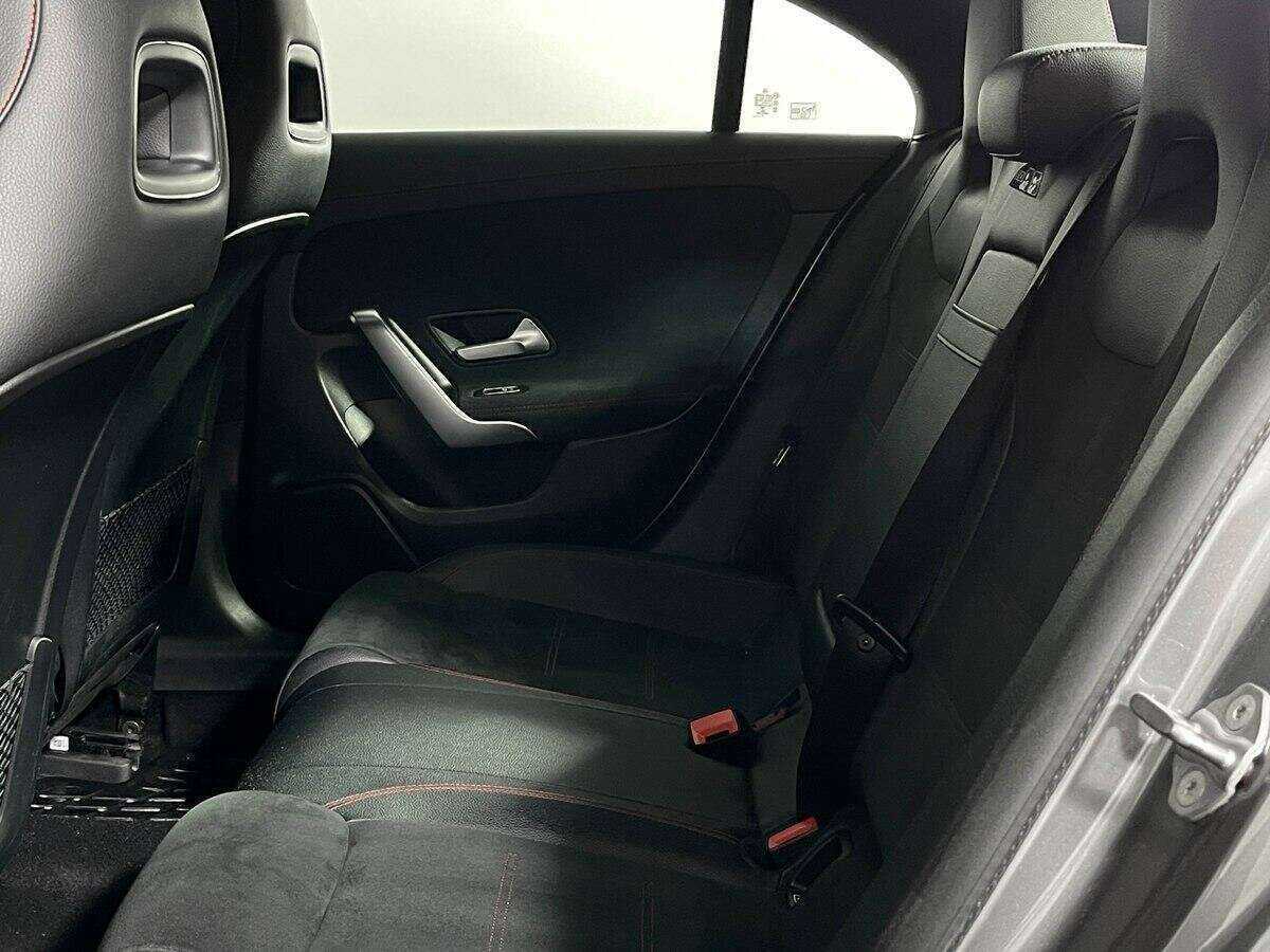 Купить Mercedes-Benz CLA 200, 2021, 63 000 км, фото №11