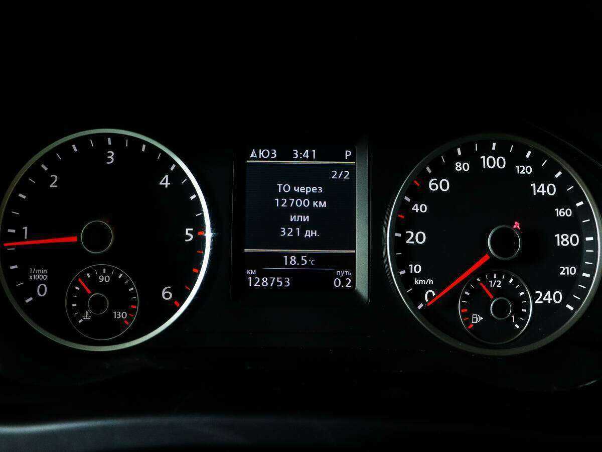 Купить Volkswagen Tiguan, 2011, 129 000 км, фото №9