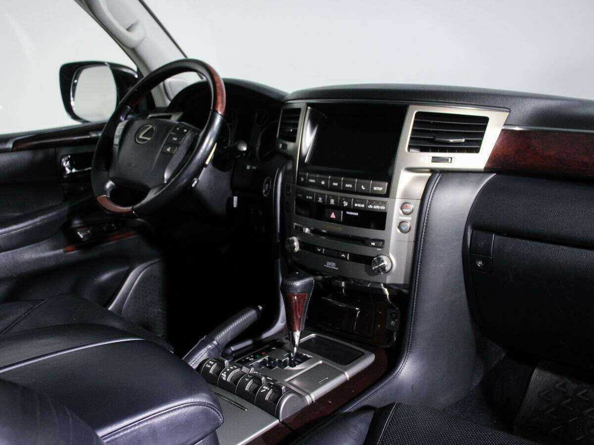 Купить Lexus LX 570, 2012, 297 000 км, фото №6