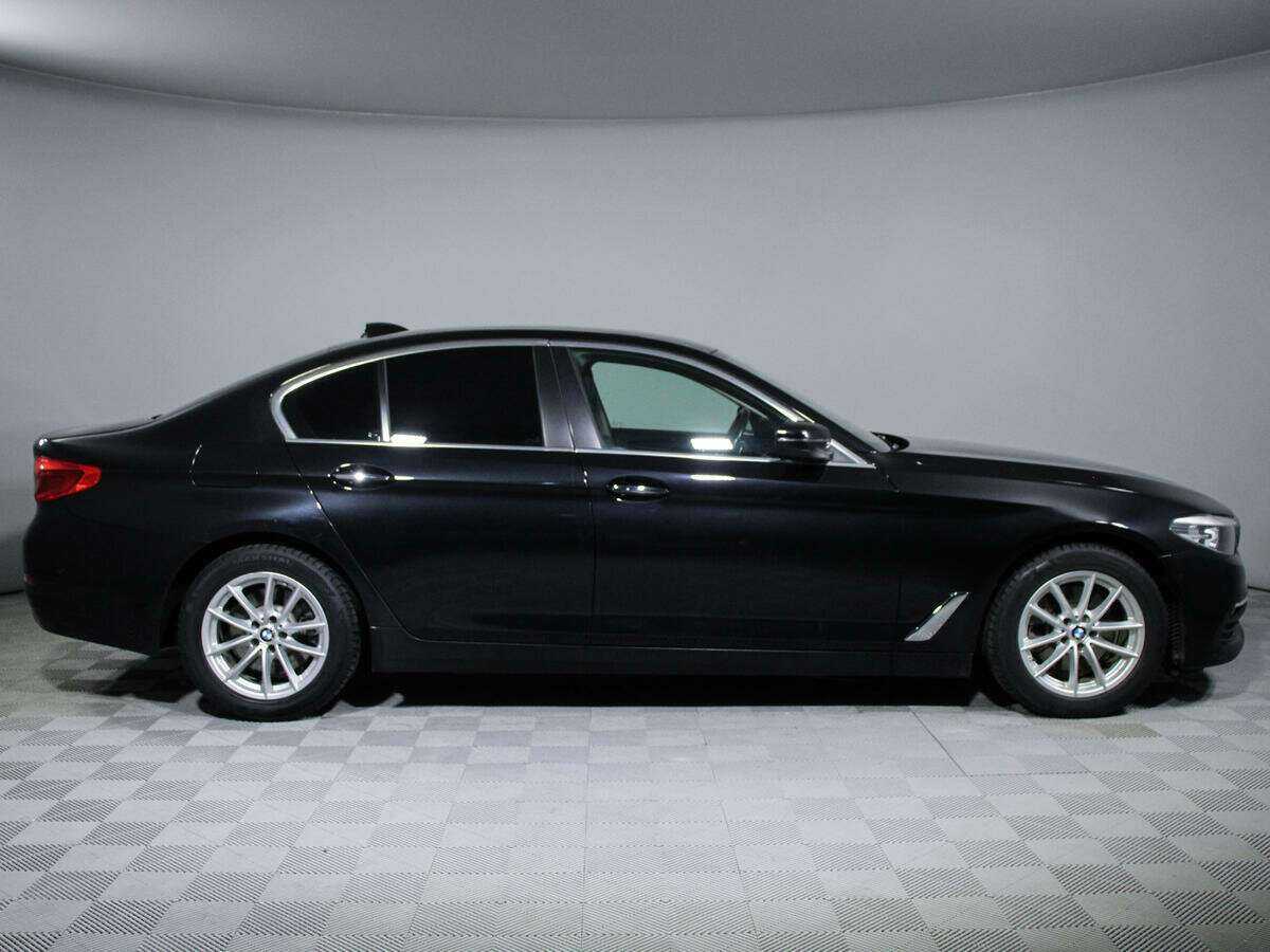 Купить BMW 5 серии 520d, 2017, 157 968 км, фото №4
