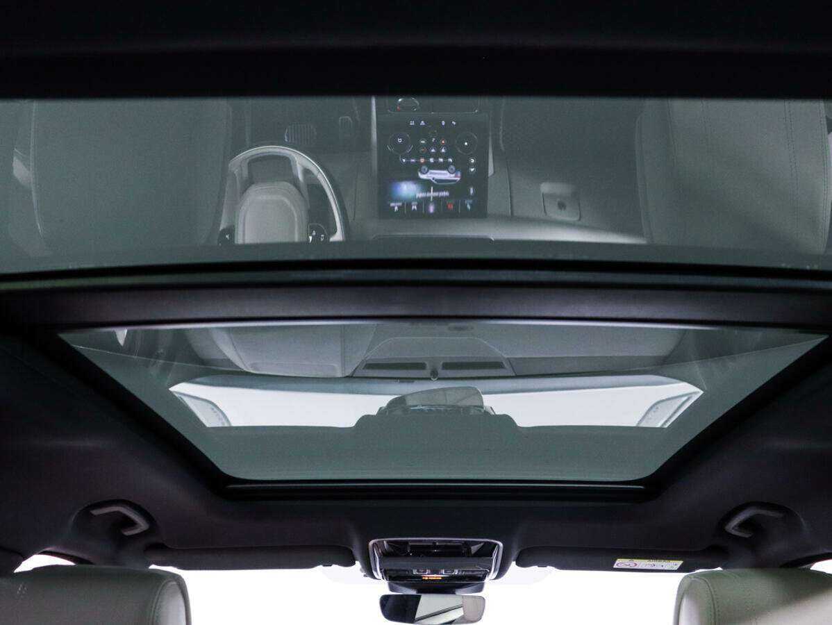 Купить Land Rover Range Rover Velar, 2018, 72 497 км, фото №16