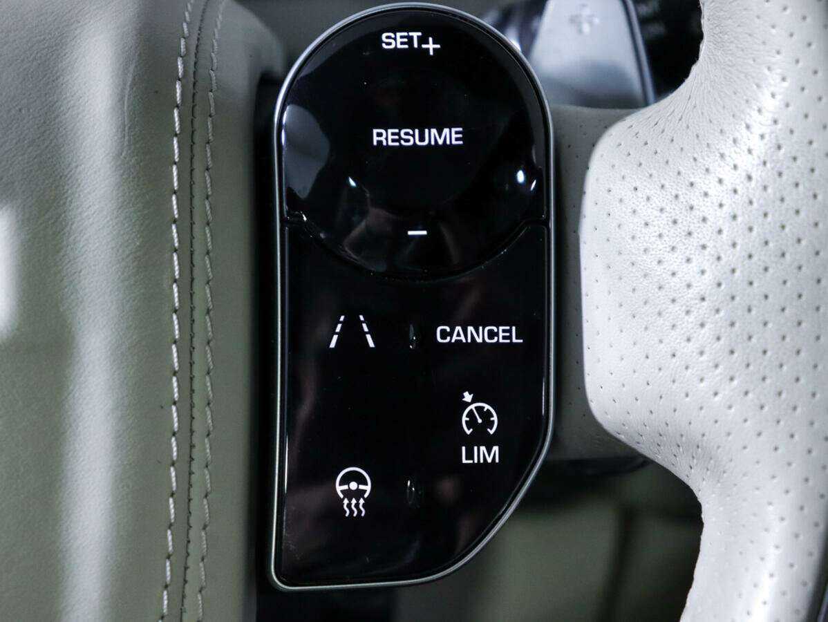 Купить Land Rover Range Rover Velar, 2018, 72 497 км, фото №19