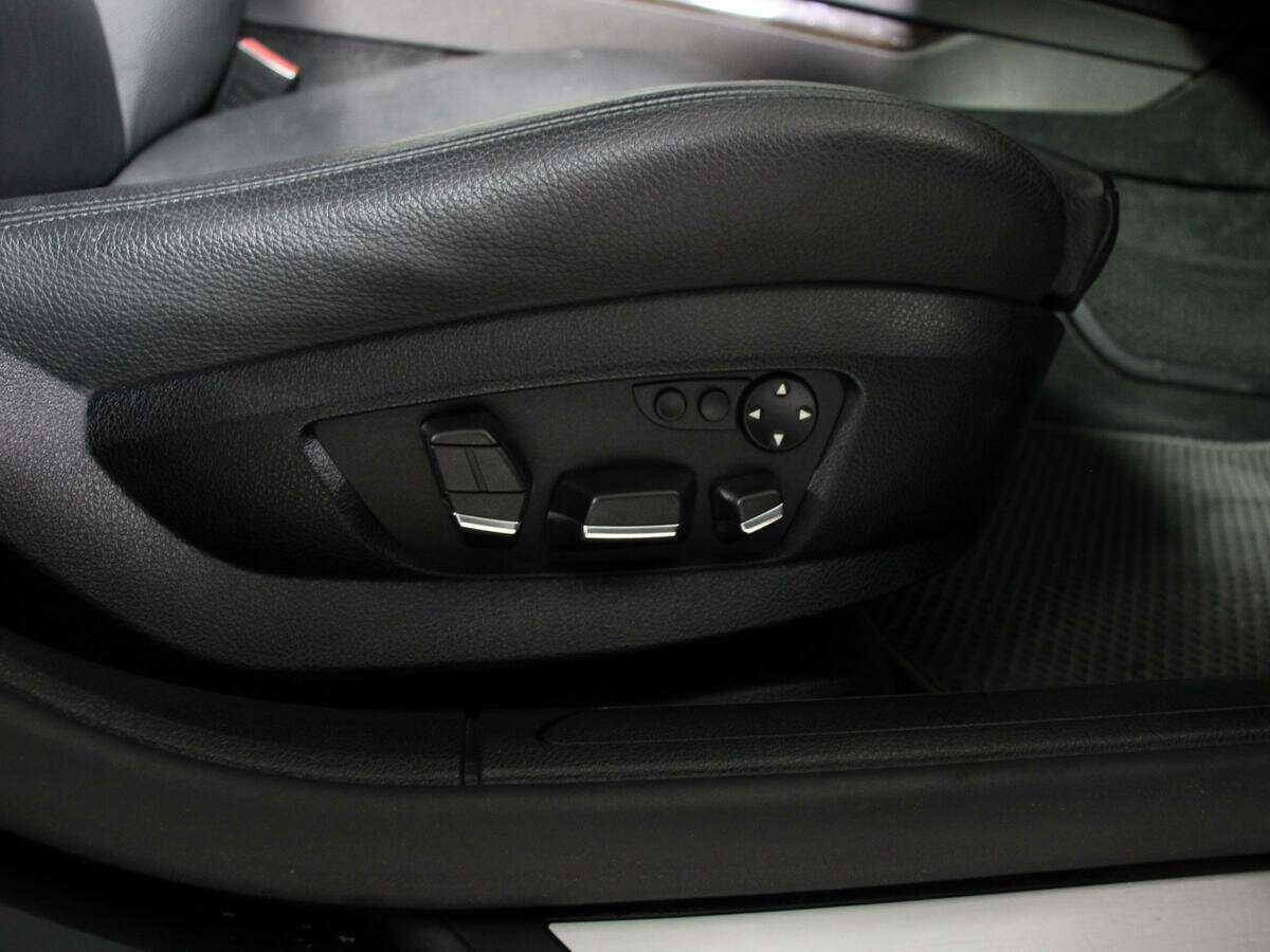 Купить BMW 7 серии 730d, 2009, 287 351 км, фото №15