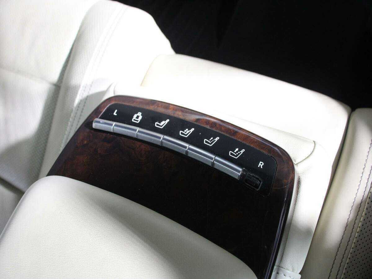 Купить Mercedes-Benz S-Класс 350, 2011, 208 955 км, фото №18