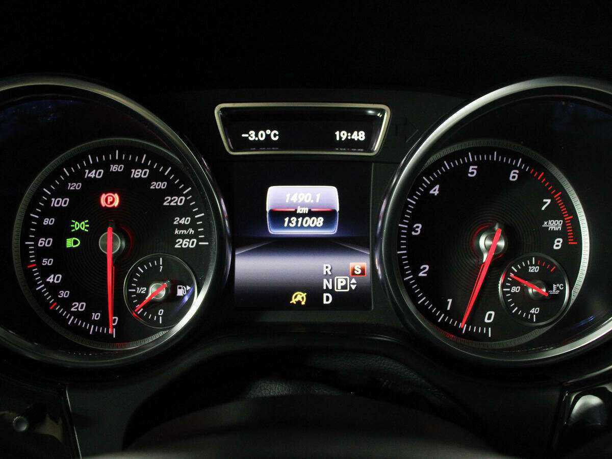 Купить Mercedes-Benz GLS 400, 2018, 131 007 км, фото №11