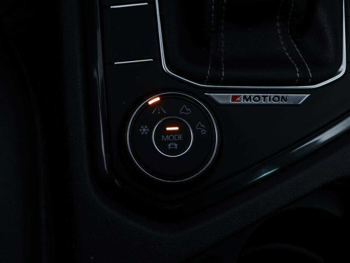 Купить Volkswagen Tiguan, 2021, 65 741 км, фото №21