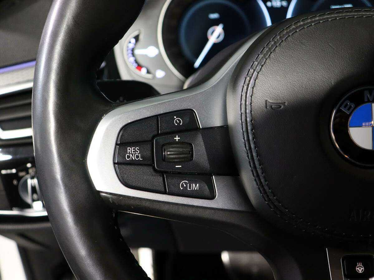 Купить BMW 5 серии 530i xDrive, 2018, 135 000 км, фото №20