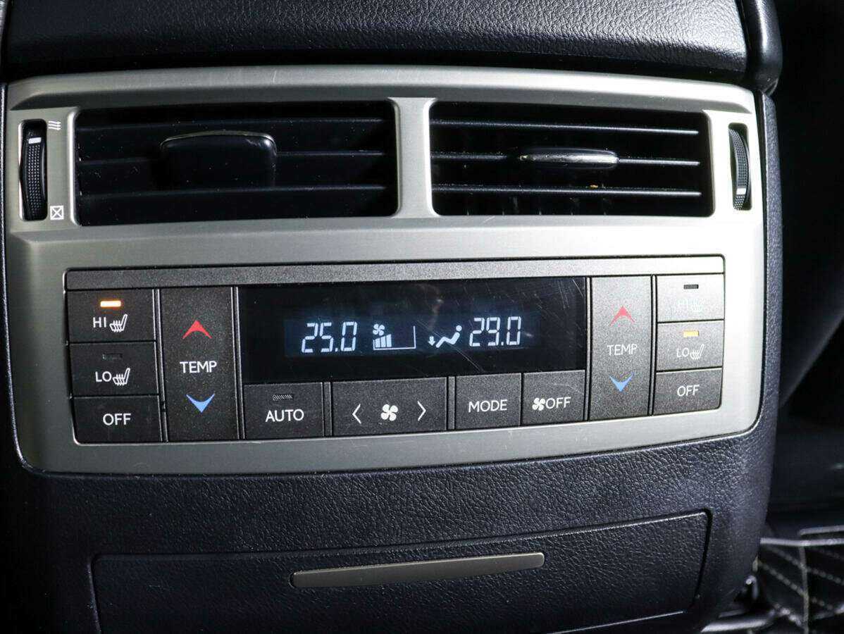 Купить Lexus LX 570, 2012, 201 605 км, фото №24